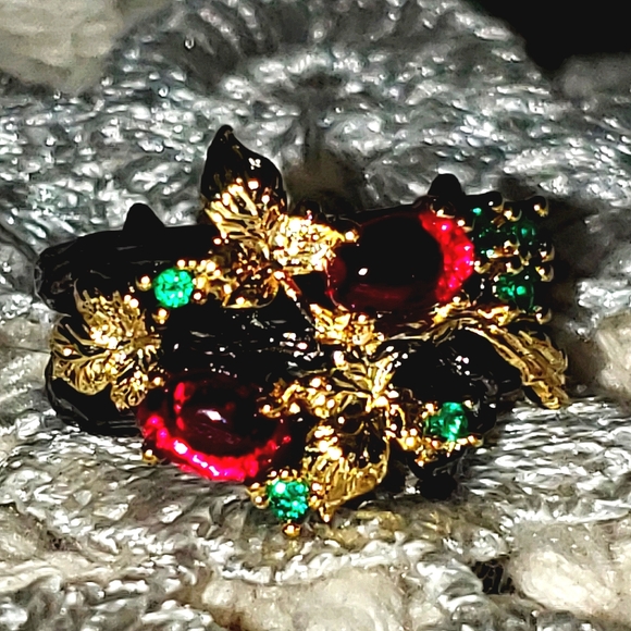 Beautiful black gold ✨️ twig band & gold leaf zircon ring size 7. - Picture 6 of 7